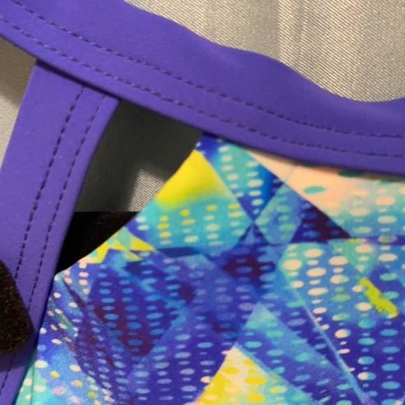 NWOT- Profile Sport by Gottex high neck Bikini top - Picture 4 of 9